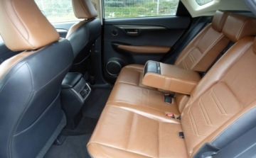 Lexus NX I SUV 300h 197KM 2014 Lexus NX 300h 197KM Hybryda 4x4 Automat Skora Grzane fotele Navi Biala per, zdjęcie 15