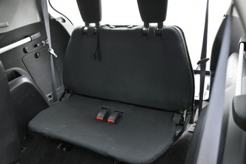 Mitsubishi Outlander II 2.2 DID DOHC 156KM 2007 Mitsubishi Outlander 2.2DiD 2007r 7os. Skóra, zdjęcie 11