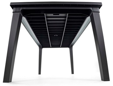 Комплект из стола ФУТУРА и стульев САМАННА на 6 человек. Штабелируемые стулья.