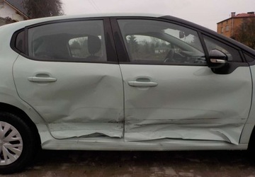 Citroen C3 III Hatchback 1.2 PureTech 82KM 2018 Citroen C3 Okazja 1.2 Benzyna 82KM, zdjęcie 10