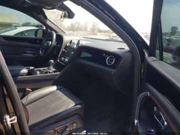 Bentley Bentayga 2019 Bentley Bentayga V8 2019 4.0l 4.0 Benzyna 542KM, zdjęcie 9