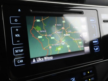 Toyota Auris II Hatchback 5d Facelifting 1.8 Hybrid 136KM 2017 Toyota Auris navi kamera grzane fotele tempomat, zdjęcie 24