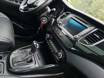 Kia Carens IV Minivan Facelifting 1.7 VGT CRDI 141KM 2017 Kia Carens 1.7CRDi 141KM DCT 7osob Xenon LED Kamera Panorama Wentyle Full, zdjęcie 25