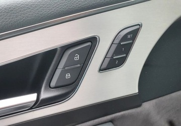 Audi Q7 II SUV 3.0 TDI 272KM 2015 Audi Q7 LED S-Line Panorama GetHelp 3.0 Diesel 272KM, zdjęcie 18