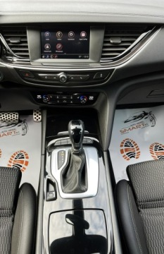 Opel Insignia II Sports Tourer Facelifting 2.0 Diesel 174KM 2021 Opel Insignia Salon Pl / Bezwypadkowy / Automat, zdjęcie 20