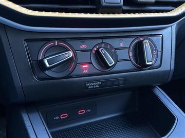 Seat Ibiza V Hatchback 5d 1.0 TSI 95KM 2021 Seat Ibiza Seat Ibiza 1.0TSI 95KM Style l Salon Po, zdjęcie 20