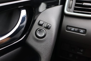 Nissan Qashqai II Crossover Facelifting 1.2 DiG-T 115KM 2018 Nissan Qashqai 1.2 DIG-T, Salon Polska, Klima, zdjęcie 19