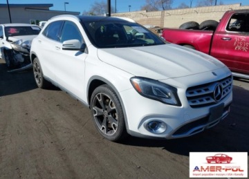 Mercedes GLA I 2019 Mercedes-Benz GLA GLA 250, od ubezpieczalni 2.0 Benzyna 208KM