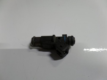 PEUGEOT 206 1.4 8V KFW WTRYSKIWACZ 01F002A