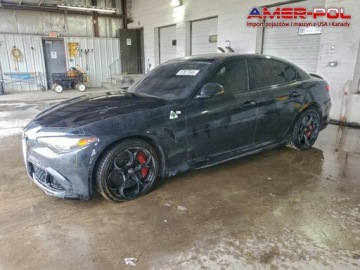 Alfa Romeo Giulia II 2017 Alfa Romeo Giulia Alfa Romeo Giulia Quadrifoglio RWD z 2017 roku od ubezpi