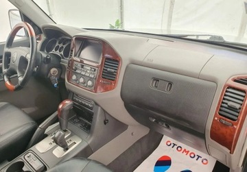 Mitsubishi Pajero IV 2006 Mitsubishi Pajero, zdjęcie 13