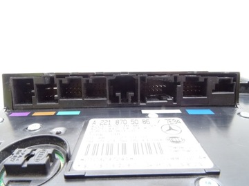 LAMPA POLSTROVÁNÍ MERCEDES W221 A2218705086