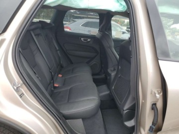 Volvo XC60 II 2025 Volvo XC 60 Plus 2025 2.0l 2.0 Hybryda 247KM, zdjęcie 11