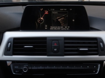 BMW Seria 3 F30-F31-F34 Touring Facelifting 2.0 318d 150KM 2015 BMW 3 318 d, Automat, Navi, Klima, Klimatronic, zdjęcie 11