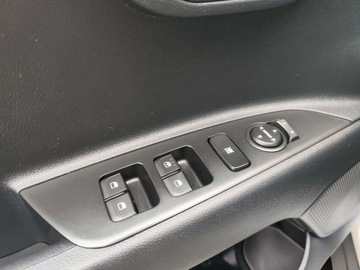 Kia Stonic Crossover Facelifting 1.2 DPI 84KM 2022 Kia Stonic M SMART 1,2 benz 84KM Salon PL 1.2 Benzyna 84KM, zdjęcie 18