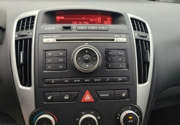 Kia Ceed I Hatchback 5d Facelifting 1.4 DOHC CVVT 90KM 2011 Kia Ceed Super stan Maly przebieg 12.2011 1.4 Benzyna 90KM, zdjęcie 23