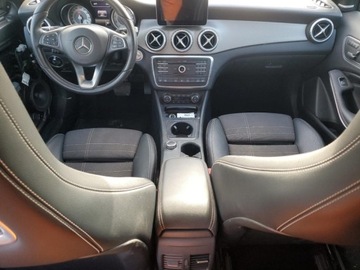 Mercedes GLA I 2017 Mercedes-Benz GLA 2017 MERCEDES-BENZ GLA 250 4MATIC 2.0 Benzyna 208KM, zdjęcie 8