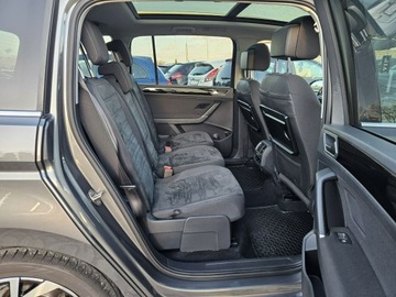 Volkswagen Touran III 1.6 TDI 110KM 2015 Volkswagen Touran 1,6 diesel 110KM panorama navi, zdjęcie 6
