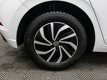 Volkswagen Polo VI Hatchback 5d Facelifting 1.0 TSI 95KM 2022 VOLKSWAGEN Polo 1.0 TSI Life Hatchback 95KM 2022, zdjęcie 29