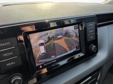 Skoda Scala Hatchback 1.0 TSI 110KM 2020 Skoda Scala Salon Polska Kamera Podgrzewane fotele Benzyna 110KM, zdjęcie 10