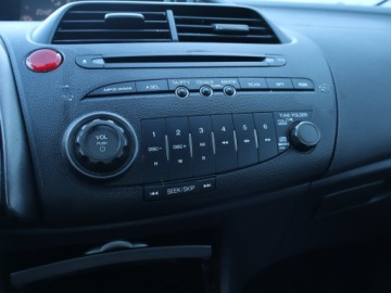 Honda Civic VIII Hatchback 3d 1.4 i-VTEC 100KM 2009 Honda Civic 1.4 i-VTEC, Klima, Klimatronic, zdjęcie 17