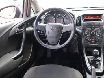 Opel Astra J Hatchback 5d Facelifting 1.6 Twinport ECOTEC 115KM 2014 Opel Astra 1.6 16V, Salon Polska, GAZ, Klima, zdjęcie 6