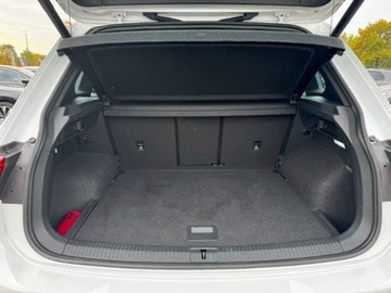 Volkswagen Tiguan II SUV Facelifting 2.0 TDI 200KM 2024 Volkswagen Tiguan FV23 bogata opcja R-linepanorama skora IQ Light Webasto, zdjęcie 14