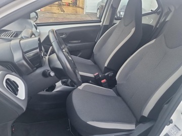 Toyota Aygo II Hatchback 3d Facelifting 1.0 VVT-i 72KM 2020 Toyota Aygo 1.0 VVT-i X-play II (2014-) Toyota Ayg, zdjęcie 14