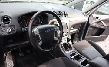 Ford Galaxy III Van Facelifting 1.6 EcoBoost 160KM 2012 Ford Galaxy Czujniki PT, Grzane Fotele, Multifunkcja, Alu, Climatronic, GW, zdjęcie 5