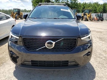 Volvo XC40 2023 Volvo XC 40 2023r, Plus, 4x4, 2.0L 2.0 Benzyna 252KM, zdjęcie 4