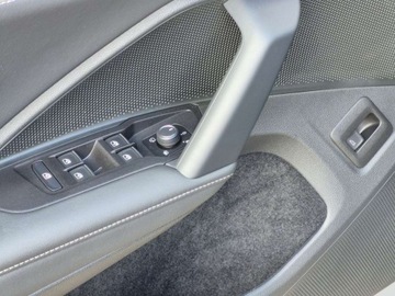 Volkswagen Tiguan II SUV Facelifting 1.5 TSI 150KM 2024 Volkswagen Tiguan Elegance IQ Led- matrix Bogata wersjaHAK DSGmasaze kame, zdjęcie 10