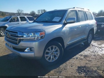 Toyota Land Cruiser VII 2017 Toyota Land Cruiser V8 2017 5.7l 5.7 Benzyna 381KM, zdjęcie 1