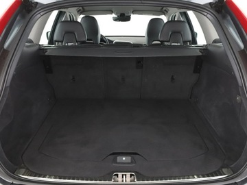 Volvo XC60 I SUV Facelifting 2.0 D4 DRIVE-E 190KM 2017 Volvo XC 60 Summum automat D4 skóra navi kamera, zdjęcie 19