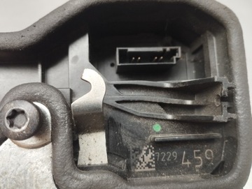 BMW E60 E84 E87 E90 ZÁMEK LEVÝ ZADNÍ 7229459
