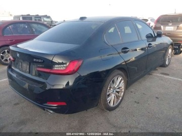 BMW Seria 3 G20-G21 2023 BMW Seria 3 2023, 2.0L, 330I 2.0 Benzyna 255KM, zdjęcie 3