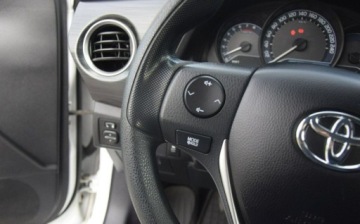 Toyota Auris II Hatchback 5d Facelifting 1.33 Dual VVT-i 99KM 2015 Toyota Auris 1.3B Klima 2015r Oryginal Lakier 2 Kpl Kol Sprowadzony Oplaco, zdjęcie 32