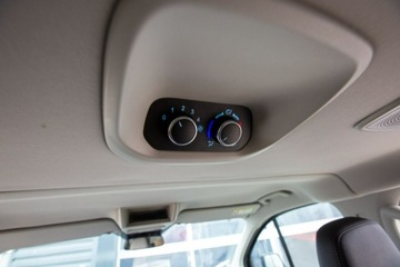 Ford Tourneo Custom I 2022 Ford Tourneo Custom 8-OSÓB Titanium X wersja L1H1, zdjęcie 19