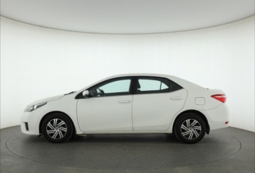 Toyota Corolla XI Sedan 1.4 D-4D 90KM 2015 Toyota Corolla 1.4 D-4D, Salon Polska, Klima, zdjęcie 2