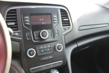 Renault Megane IV Hatchback 5d  Facelifting 1.3 TCe 115KM 2020 Renault Megane 1,3 Business, zdjęcie 18