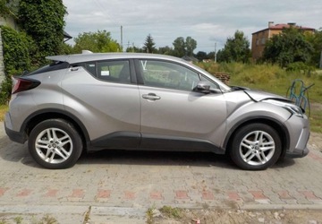 Toyota C-HR I Crossover Facelifting 1.8 Hybrid 122KM 2021 Toyota C-HR Okazja 1.8 Hybryda 122KM, zdjęcie 12