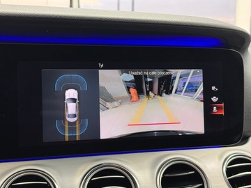 Mercedes Klasa E W213 Limuzyna 2.0 220d 194KM 2020 Mercedes-Benz E 220 AMG / Avantgarde / Ambiente /, zdjęcie 35