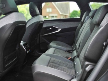 Peugeot 5008 III 2026 Od ręki - GT Exclusive 1.2 PureTech mHEV 145KM / Panoramiczny Dach, zdjęcie 12