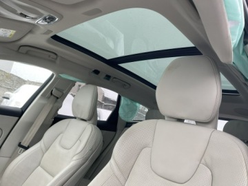 Volvo XC60 II Crossover 2.0 B5 Diesel Mild Hybrid 249KM 2020 Volvo XC 60 Diesel mHEV B5 AWD Skóra Panorama, zdjęcie 11