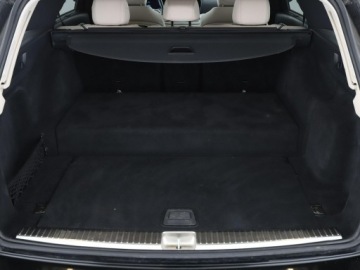 Mercedes Klasa E W213 Limuzyna Plug-in Facelifting 2.0 300de 306KM 2020 Mercedes E 300 FV23% PHEV jasne dkóry virtual, zdjęcie 19