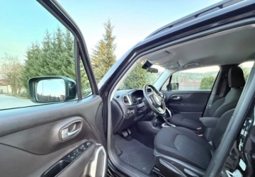 Jeep Renegade SUV 1.4 MultiAir 140KM 2016 Jeep Renegade Jeep Renegade 1.4 MultiAir Limited FWD SampS 1.4 Benzyna, zdjęcie 13