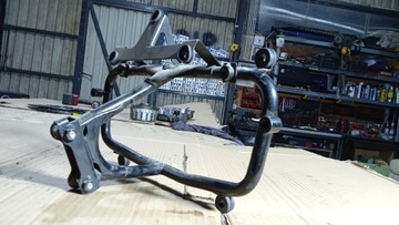 YAMAHA FAZER FZS 600 STELAŻ CZASZY OWIEWKI PRZÓD UCHWYT MOCOWANIE CZACHY