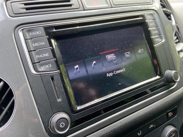 Volkswagen Tiguan I SUV Facelifting 2.0 TDI CR DPF BlueMotion 110KM 2015 Volkswagen Tiguan Volkswagen Tiguan 2.0TDI Salon Polska 2.0 Diesel 110KM, zdjęcie 26