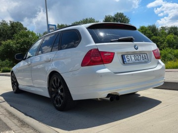 BMW Seria 3 E90-91-92-93 Touring E91 2.0 318i 143KM 2010 BMW SERIA 3 E90 318i 143 KM Klimatronik Komputer Tempomat Serwis, zdjęcie 4