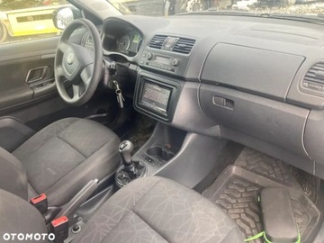 Skoda Fabia II Kombi Facelifting 1.6 TDI CR DPF 75KM 2011 Skoda Fabia 1.6 Diesel 75KM, zdjęcie 8