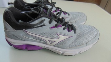 mizuno wave roz 38,5 bdb stan